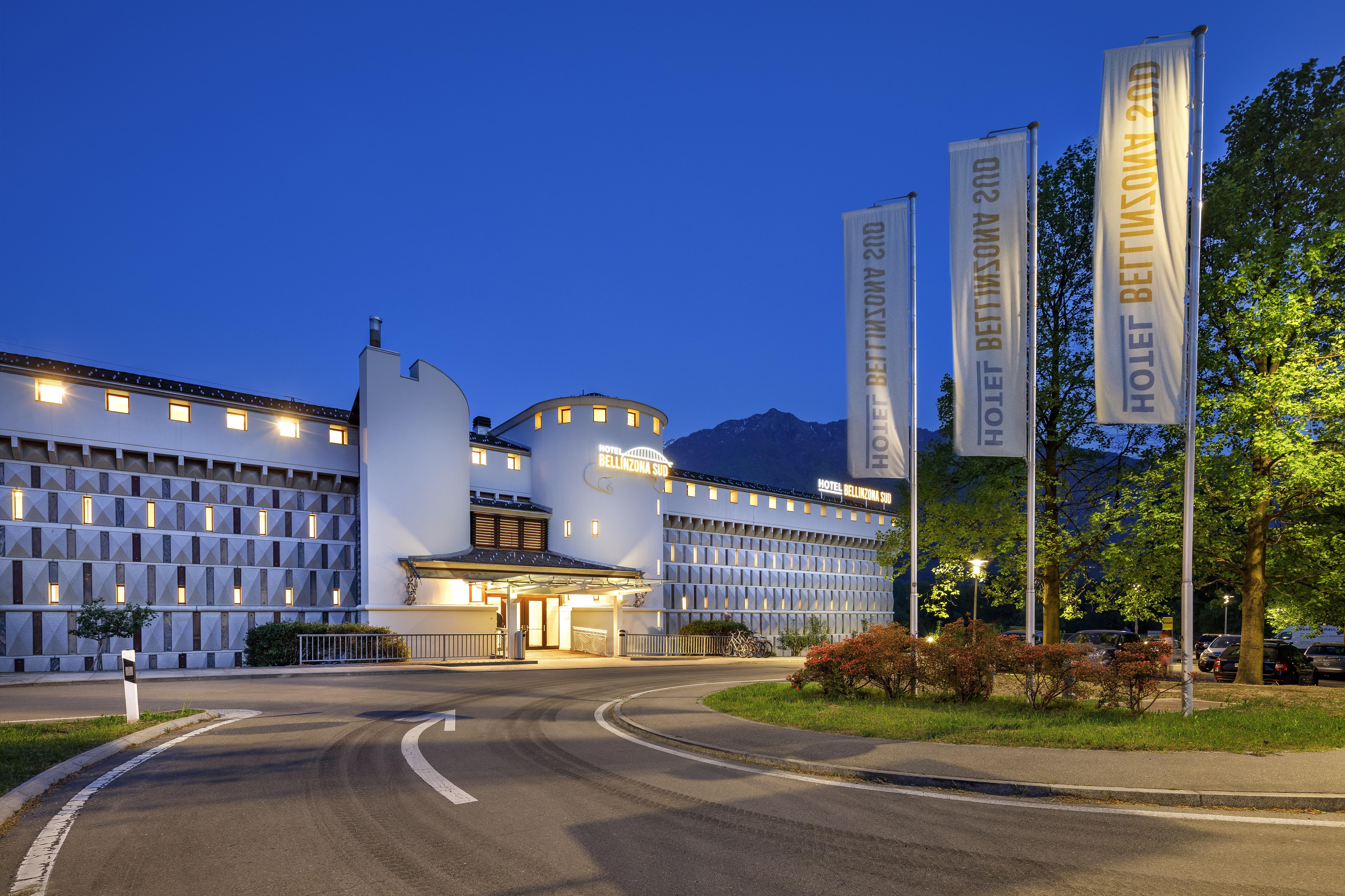 Hotel Bellinzona Sud Swiss Quality Монте-Карассо Экстерьер фото